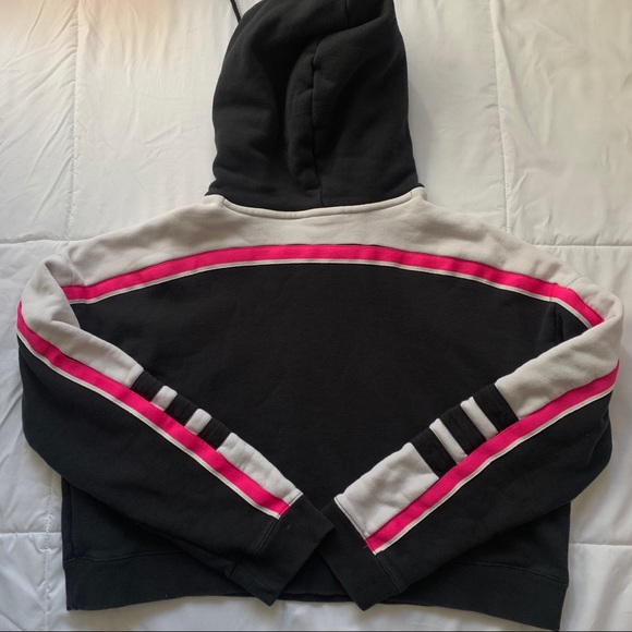 Adidas Sweater - Picture 7 of 8